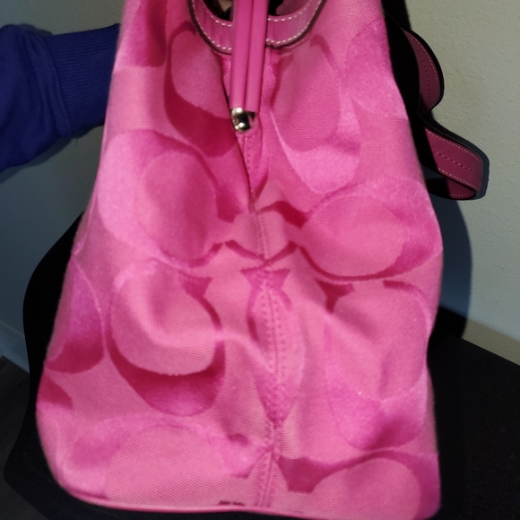 Coach hot pink fuchsia handbag purse - Picture 10 of 10